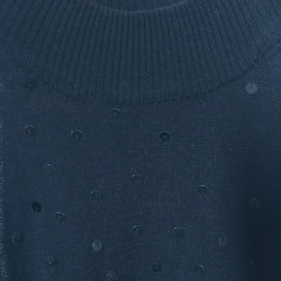 Digital sleeveless turtle neck top - Picture 4 of 5